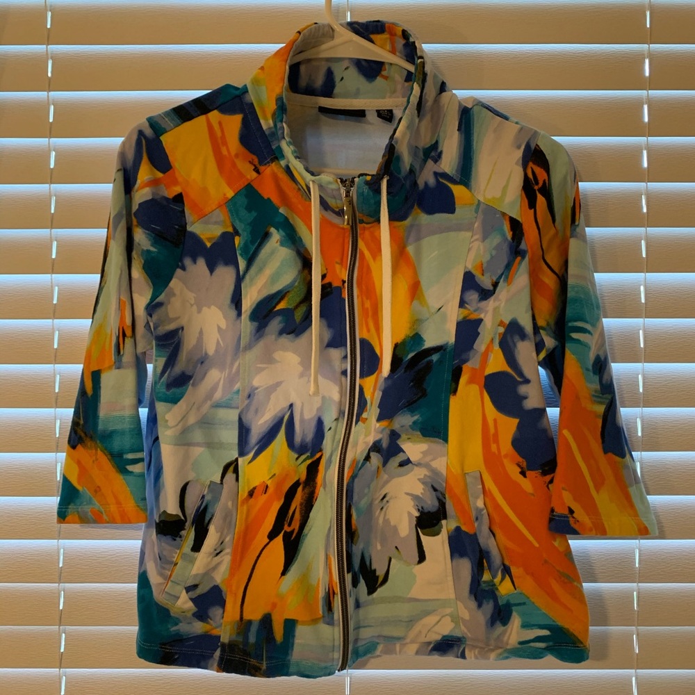 Half Sleeve Jacket with Abstract Floral Pattern